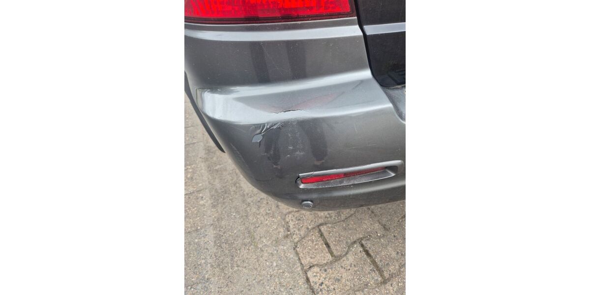 Kia Sorento 301.100 km 2.500 &euro; Hamm 59063