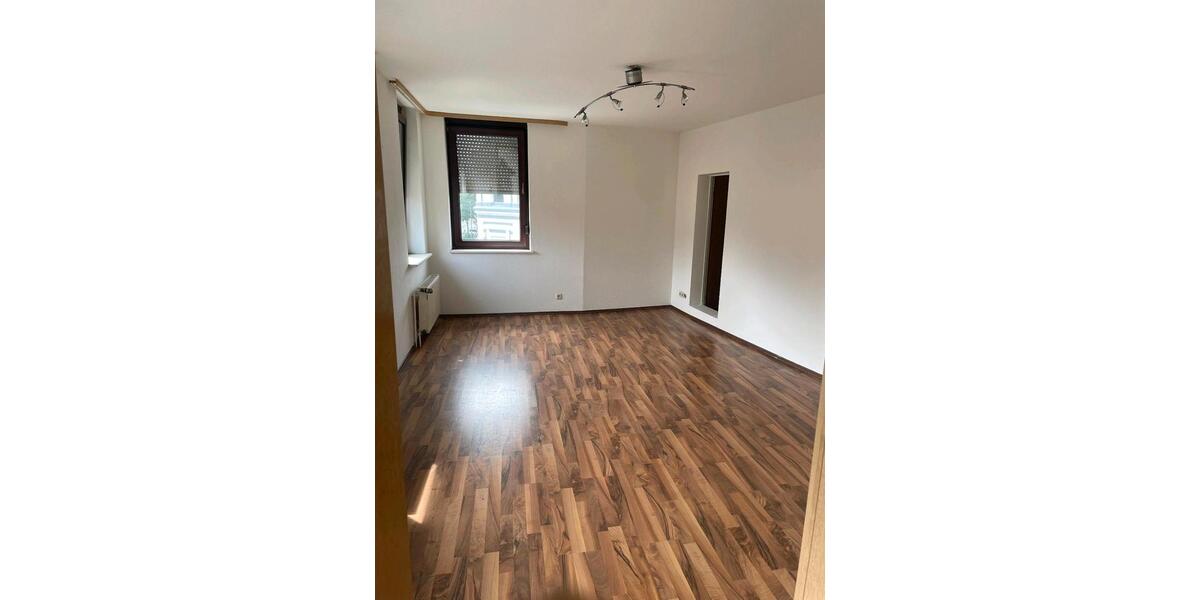 Etagenwohnung Recklinghausen König Ludwig - 1 Zimmer, 75 m&sup2;, 600&euro; | Angebot:25869909