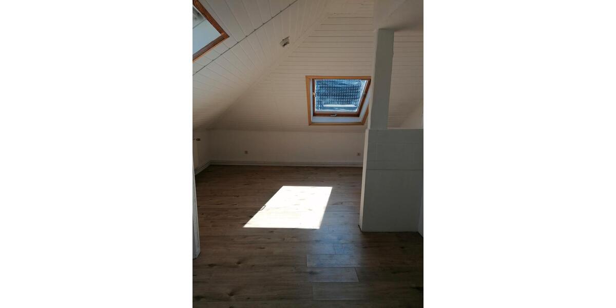 Dachgeschoßwohnung Dortmund Innenstadt Nord - 2.5 Zimmer, 85 m&sup2;, 540&euro; | Angebot:26294675