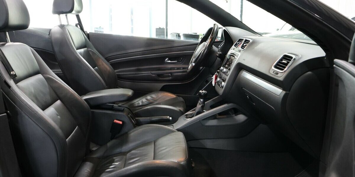 VW Eos 2.0 TDI EDITION 2010 / XENON / LEDER / NAVI+ 150.000 km 8.444 &euro; Hamm 59077