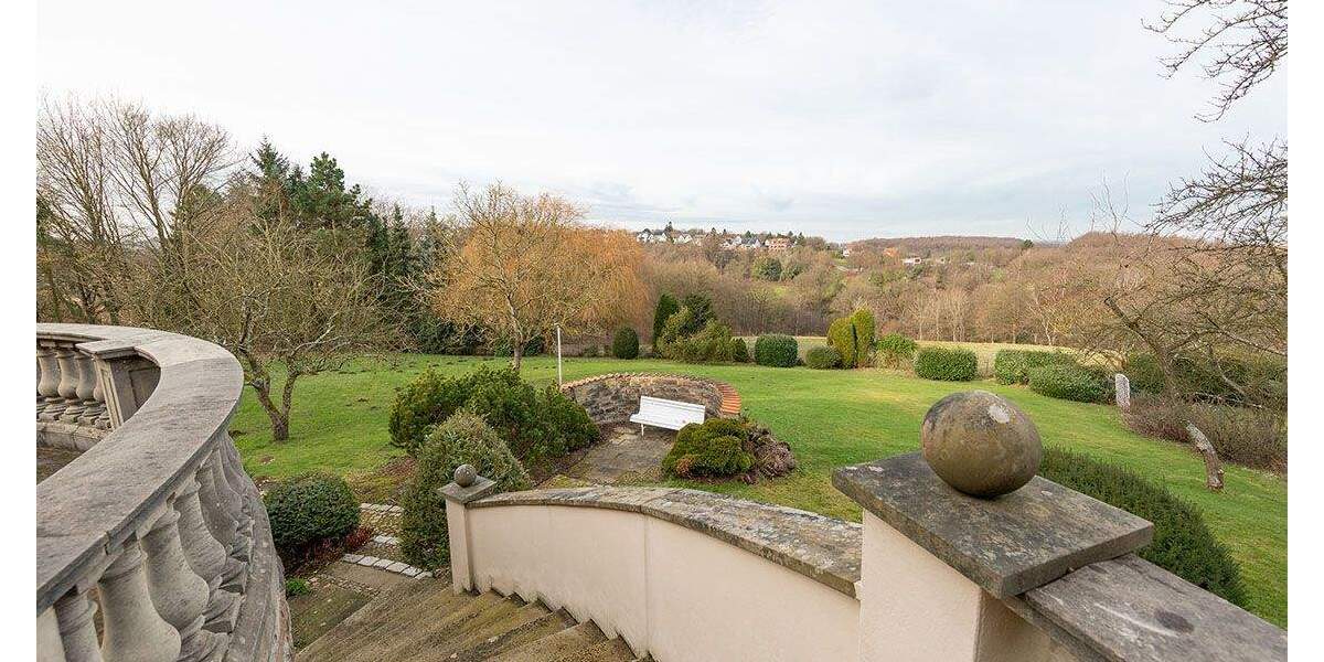 Etagenwohnung Herdecke - 4 Zimmer, 175 m&sup2;, 2.750&euro; | Angebot:25685362