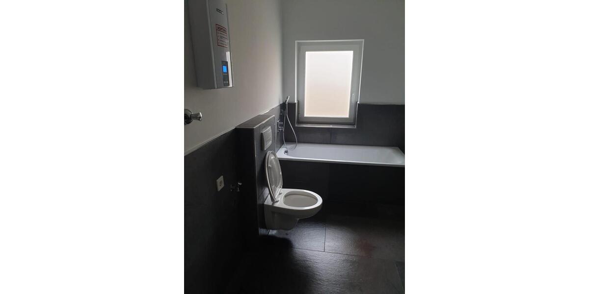 Erdgeschoßwohnung Dortmund Brackel - 6 Zimmer, 135 m&sup2;, 1.200&euro; | Angebot:22788276