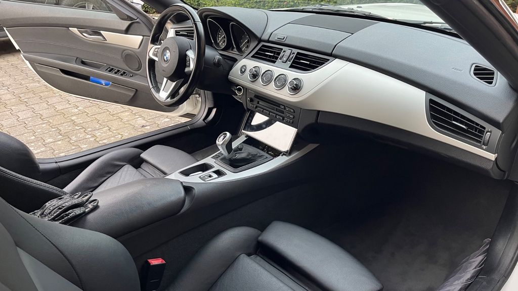 BMW Z4 99.911 km 21.500 &euro; Herne 44627