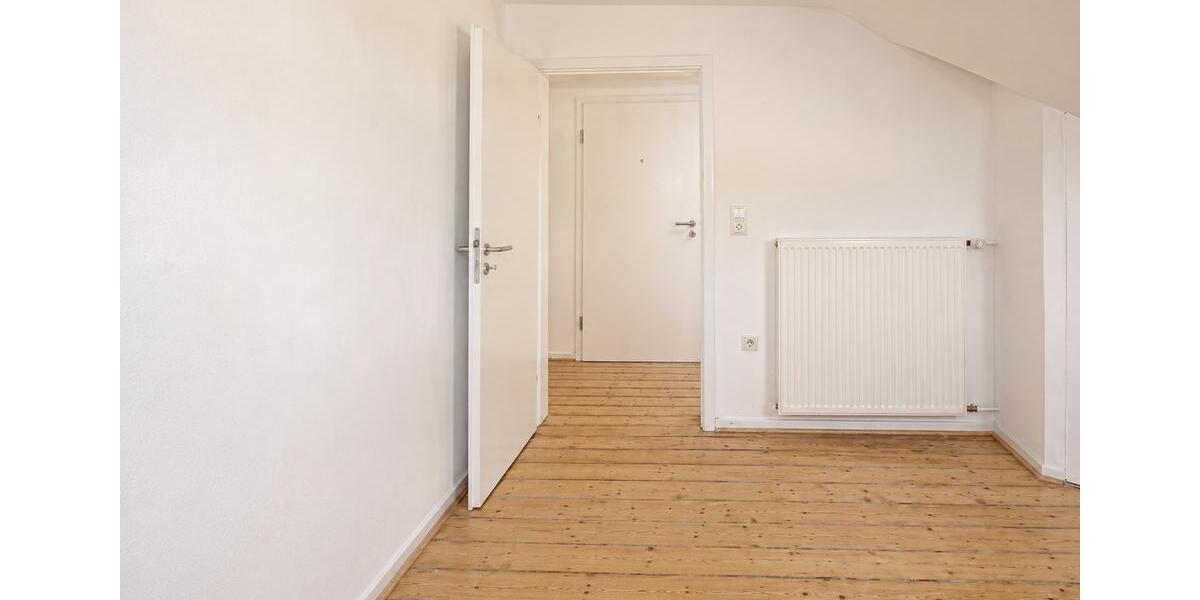 Dachgeschoßwohnung Unna - 3 Zimmer, 81 m&sup2;, 650&euro; | Angebot:26653891