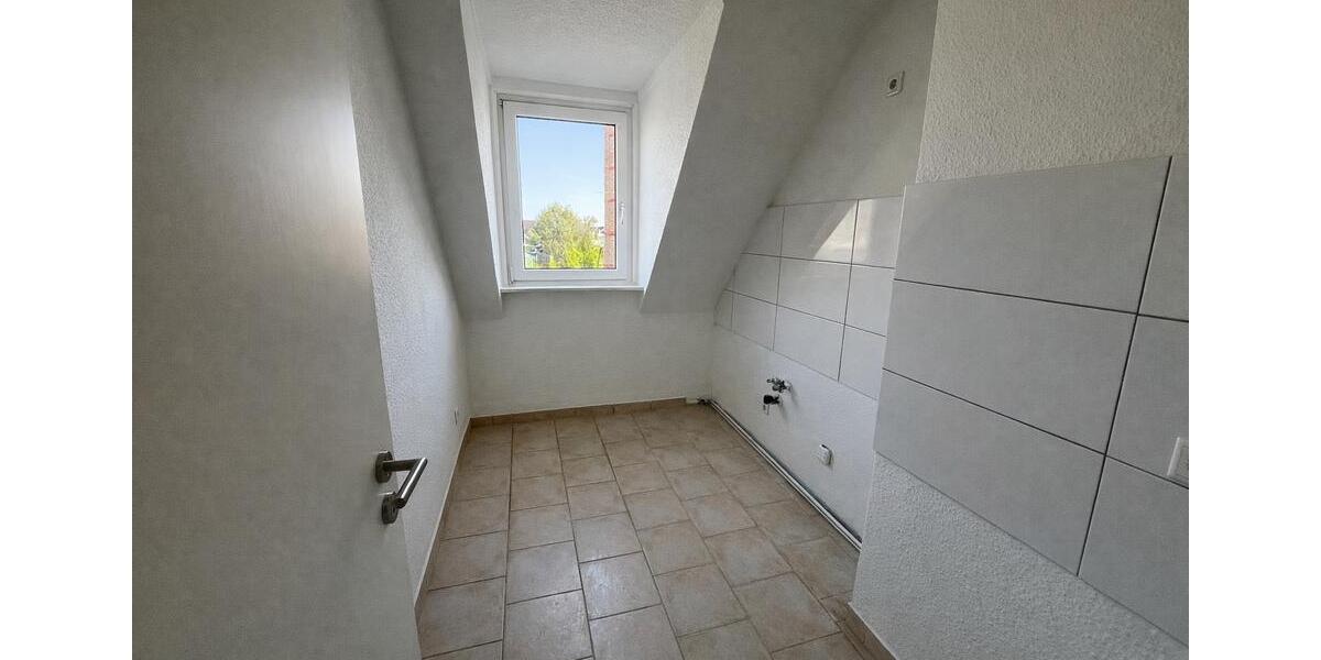 Dachgeschoßwohnung Herne Eickel - 3 Zimmer, 54 m&sup2;, 422&euro; | Angebot:25962677