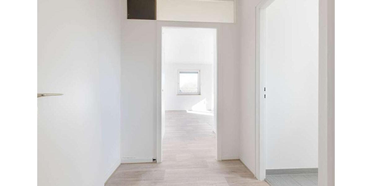 Dachgeschoßwohnung Lünen Alstedde - 1 Zimmer, 30 m&sup2;, 300&euro; | Angebot:24850943