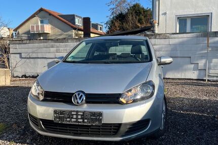 VW Golf 123.000 km 4.299 &euro; Menden 58708