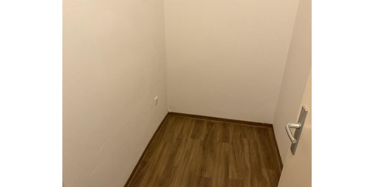 Erdgeschoßwohnung Iserlohn - 3 Zimmer, 72 m&sup2;, 573&euro; | Angebot:24407804