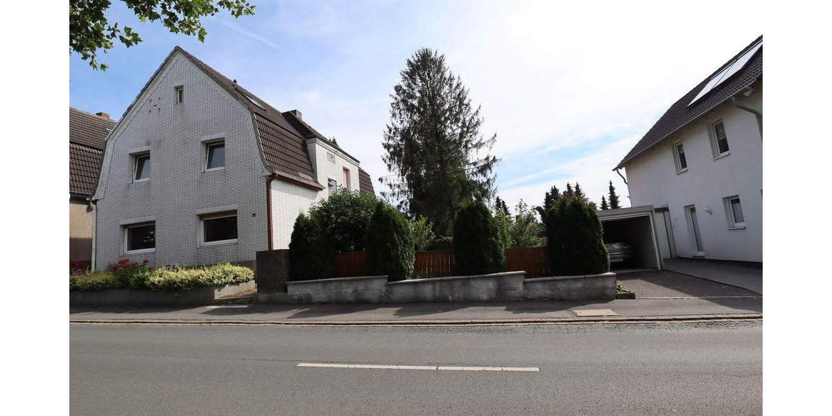 Einfamilienhaus Dortmund Berghofen - 8 Zimmer, 229 m&sup2;, 439.000&euro; | Angebot:25684344