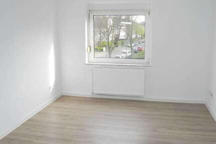 Wohnung Herne Wanne-Bickern - 2.5 Zimmer, 65 m&sup2;, 500&euro; | Angebot:24208741