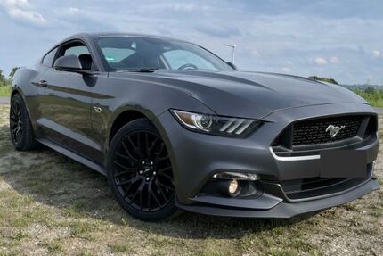 Ford Mustang 150.000 km 25.500 &euro; Werl 59457