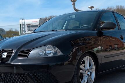 Seat Ibiza 211.000 km 2.890 &euro; Oer-Erkenschwick 45739