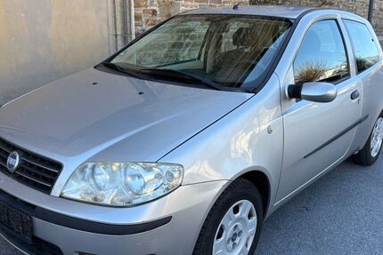 Fiat Punto 88.000 km 2.390 &euro; Menden 58708