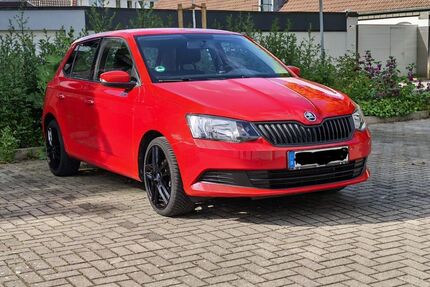 Skoda Fabia 127.464 km 5.800 &euro; Lüdinghausen 59348