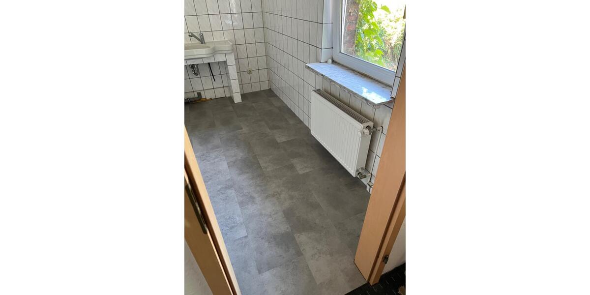 Etagenwohnung Dortmund Hombruch - 2.5 Zimmer, 109 m&sup2;, 630&euro; | Angebot:25612892