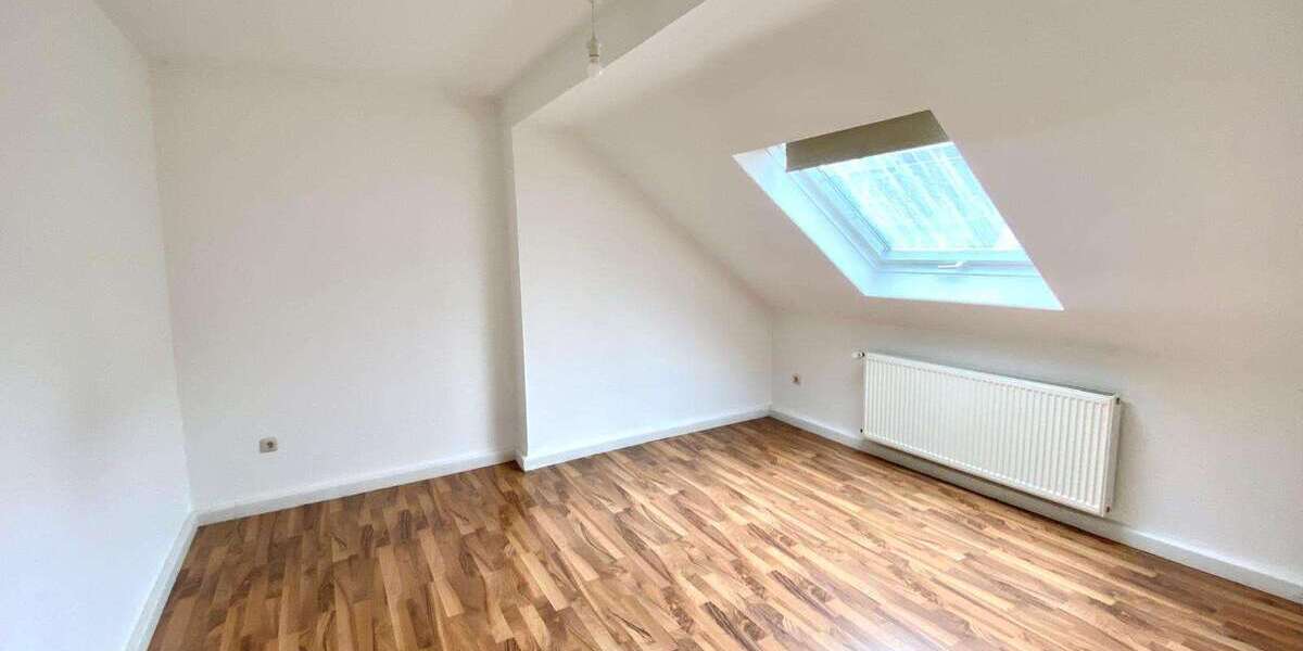 Etagenwohnung Bochum Innenstadt - 2.5 Zimmer, 35 m&sup2;, 381&euro; | Angebot:26289648