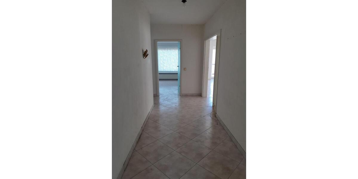 Etagenwohnung Hamm - 3 Zimmer, 142 m&sup2;, 150.000&euro; | Angebot:26754330