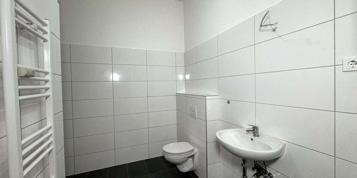 Hamm-Herringen: moderne Erdgeschosswohnung mit hoher Decke, Garten, 2 Stellplätzen & Sofortbezug!!! - Erdgeschoßwohnung Hamm Herringen | Angebot:23149303