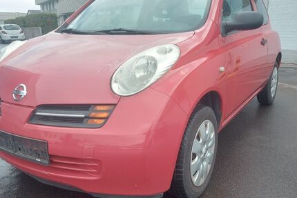 Nissan Micra 181.000 km 800 &euro; Holzwickede 59439