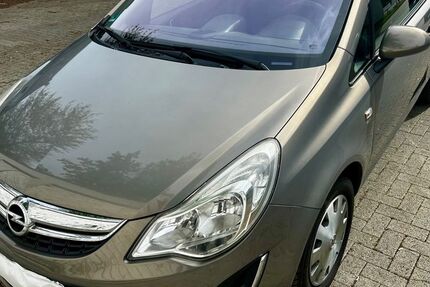 Opel Corsa 74.000 km 5.650 &euro; Bochum 44795
