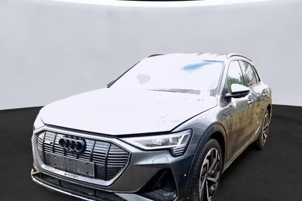 Audi e-tron 62.727 km 34.625 &euro; Hagen 58091