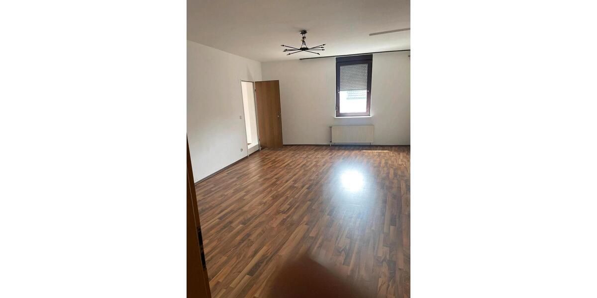 Etagenwohnung Recklinghausen König Ludwig - 1 Zimmer, 75 m&sup2;, 600&euro; | Angebot:25869909