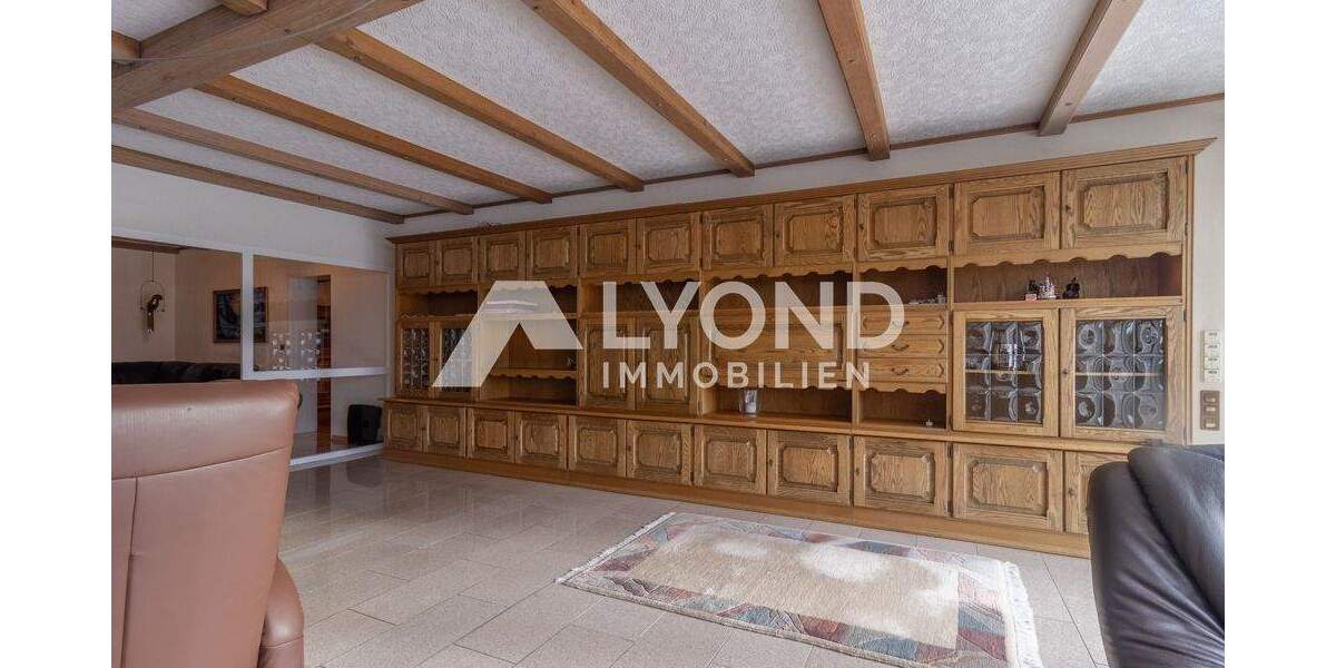 Etagenwohnung Hagen / Hohenlimburg Hohenlimburg - 5 Zimmer, 131 m&sup2;, 229.000&euro; | Angebot:25676930