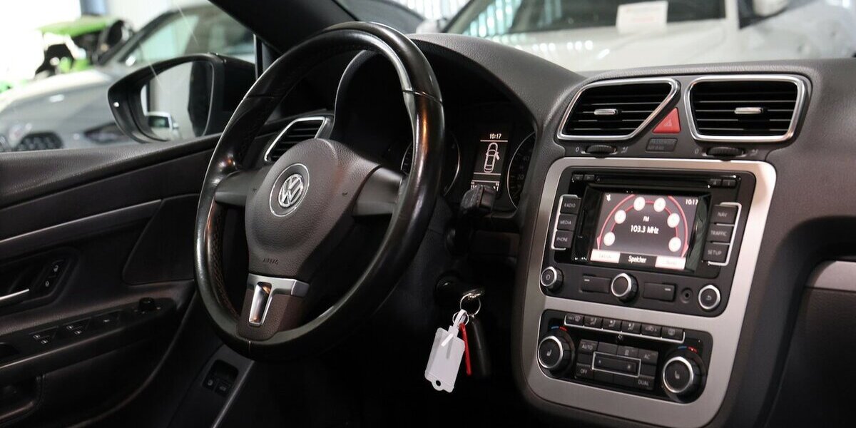 VW Eos 2.0 TDI EDITION 2010 / XENON / LEDER / NAVI+ 150.000 km 8.444 &euro; Hamm 59077