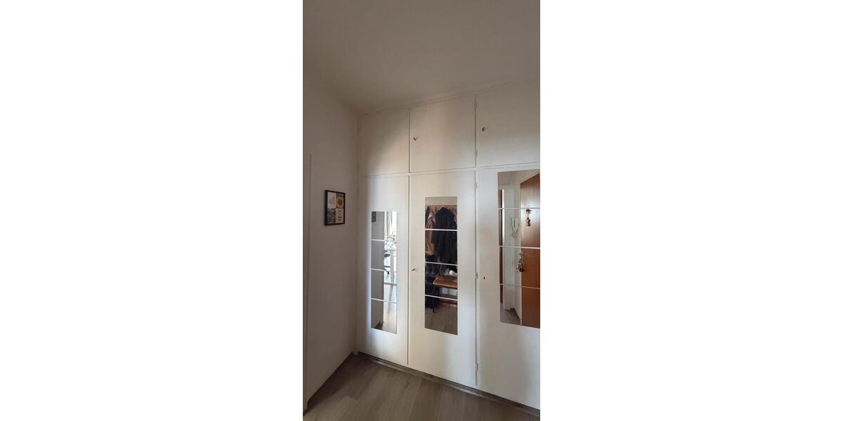 Etagenwohnung Bochum - 1 Zimmer, 24 m&sup2;, 387&euro; | Angebot:26042224