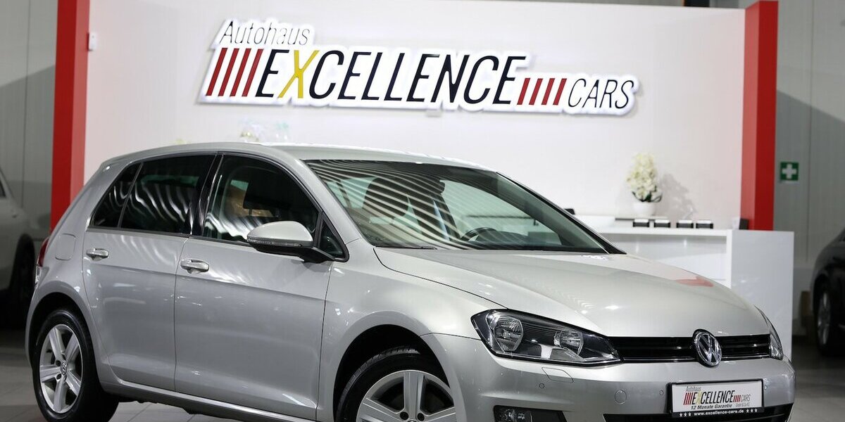 VW Golf VII 1.6 TDI Comfortline COMPOSITION-COLOUR 143.000 km 10.997 &euro; Hamm 59077