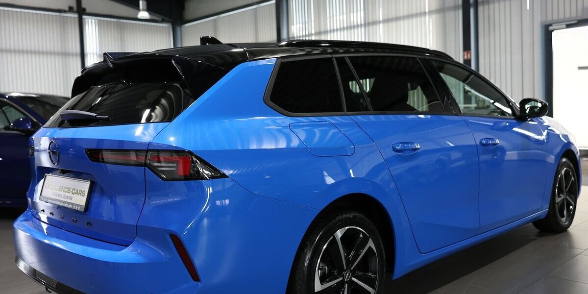Opel Astra L ST T GS-SPORT BLUE & BLACK / PANORAMA 9.000 km 22.888 &euro; Hamm 59077