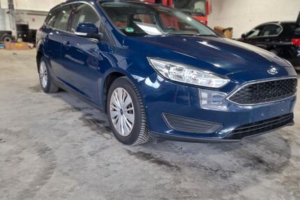 Ford Focus 180.400 km 3.999 &euro; Iserlohn 58638